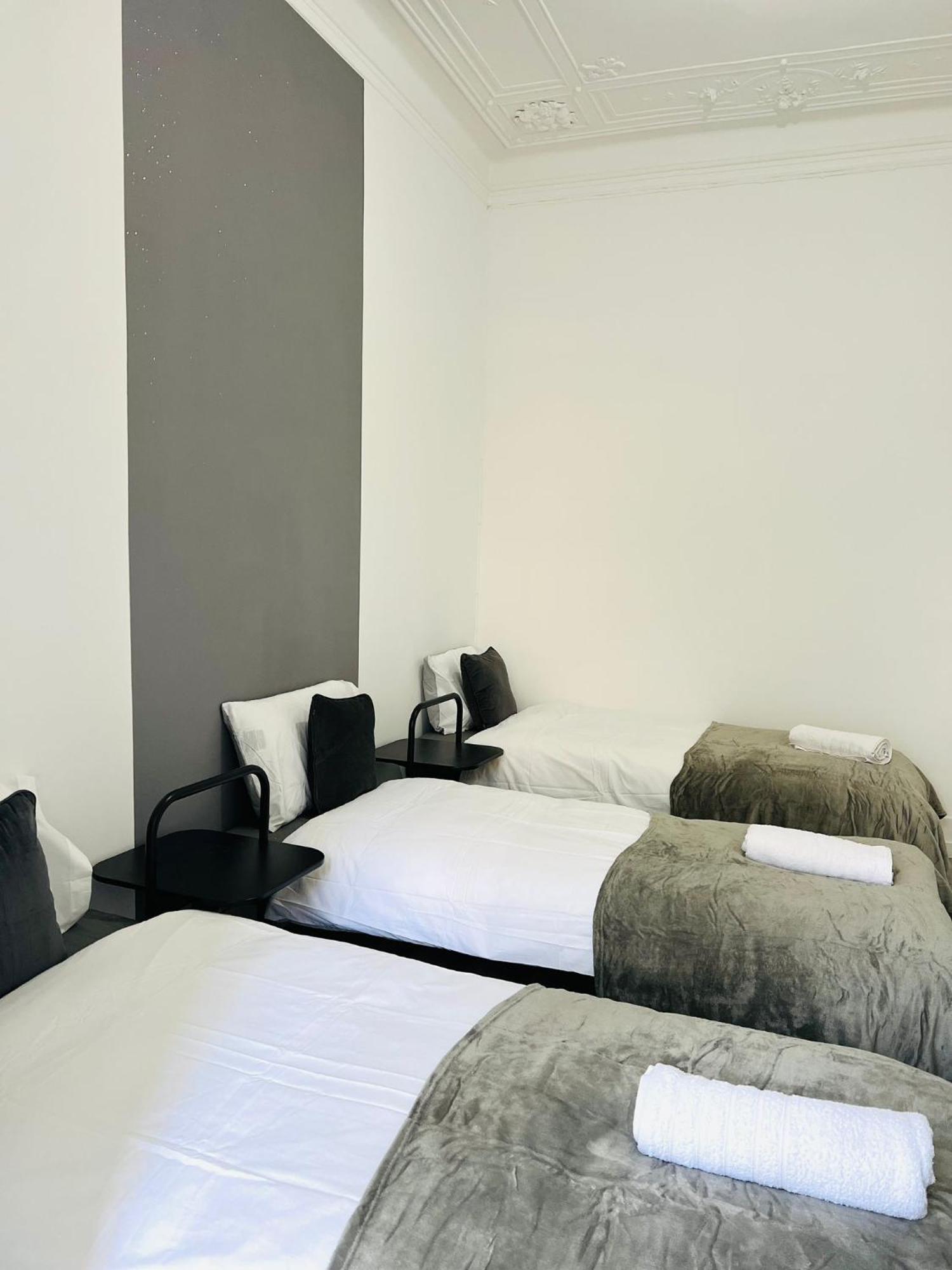 Rooms, Location For Tourists Hostel