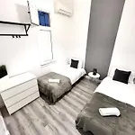 Central Lisbon Rooms, Top Best Location For Tourists